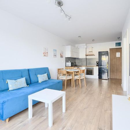 Apartamentyprzymorzu Baltycki Z Miejscem Postojowym I Ogrodkiem Kołobrzeg Eksteriør bilde