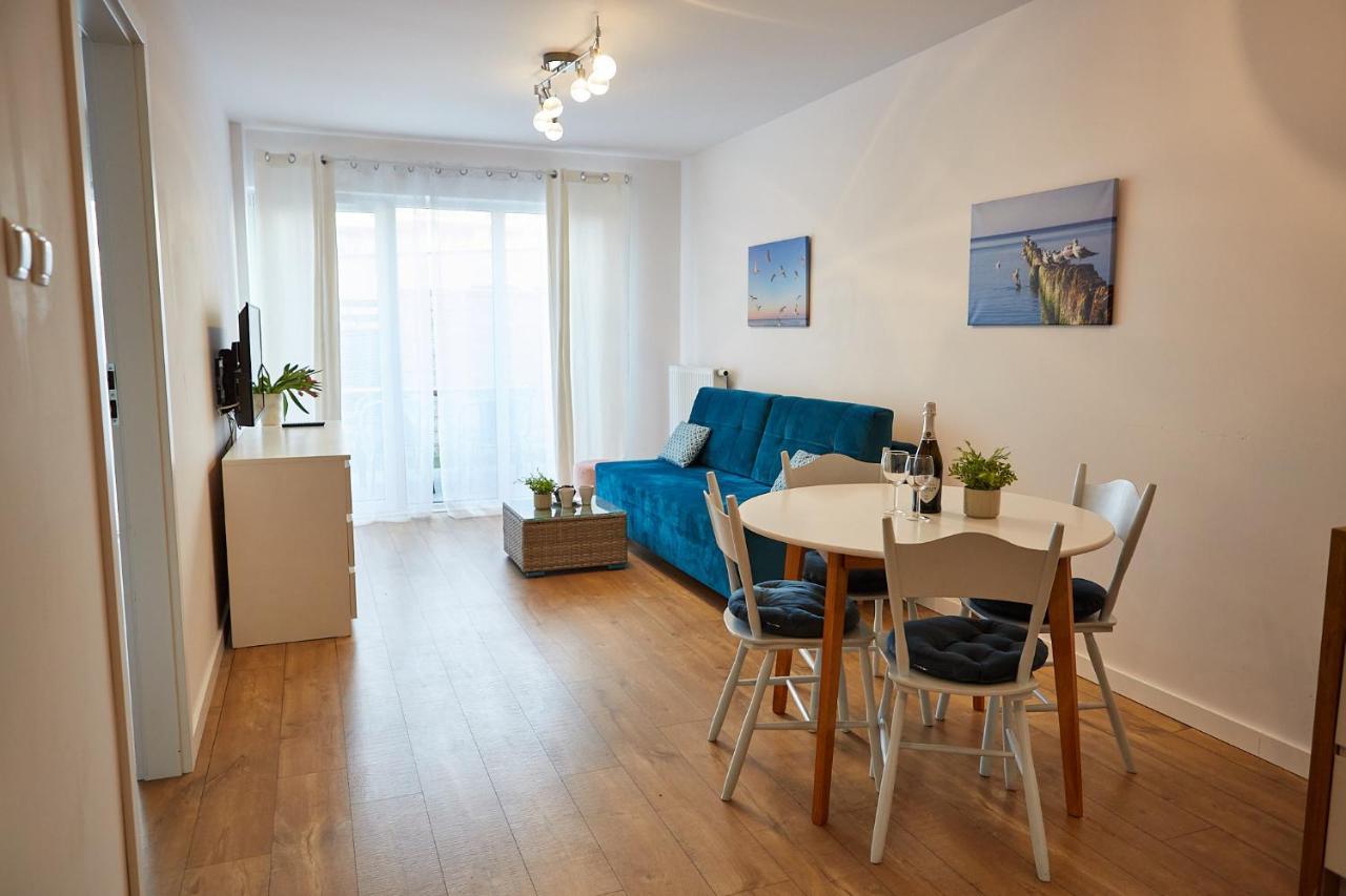Apartamentyprzymorzu Baltycki Z Miejscem Postojowym I Ogrodkiem Kołobrzeg Eksteriør bilde