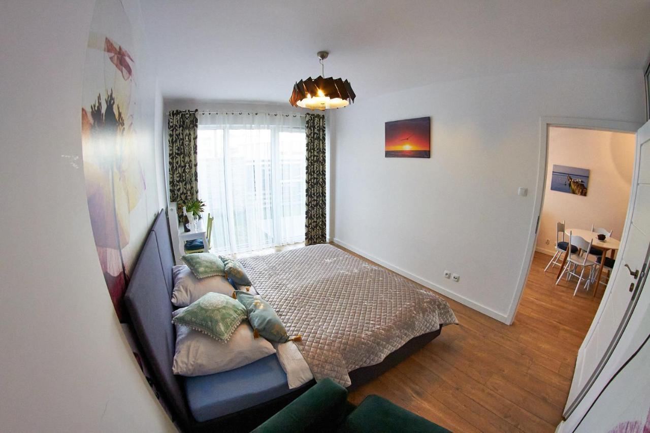 Apartamentyprzymorzu Baltycki Z Miejscem Postojowym I Ogrodkiem Kołobrzeg Eksteriør bilde
